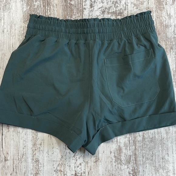 90 Degree By Reflex Green Solid-Hued Athletic Running Shorts Size Small - Picture 5 of 7